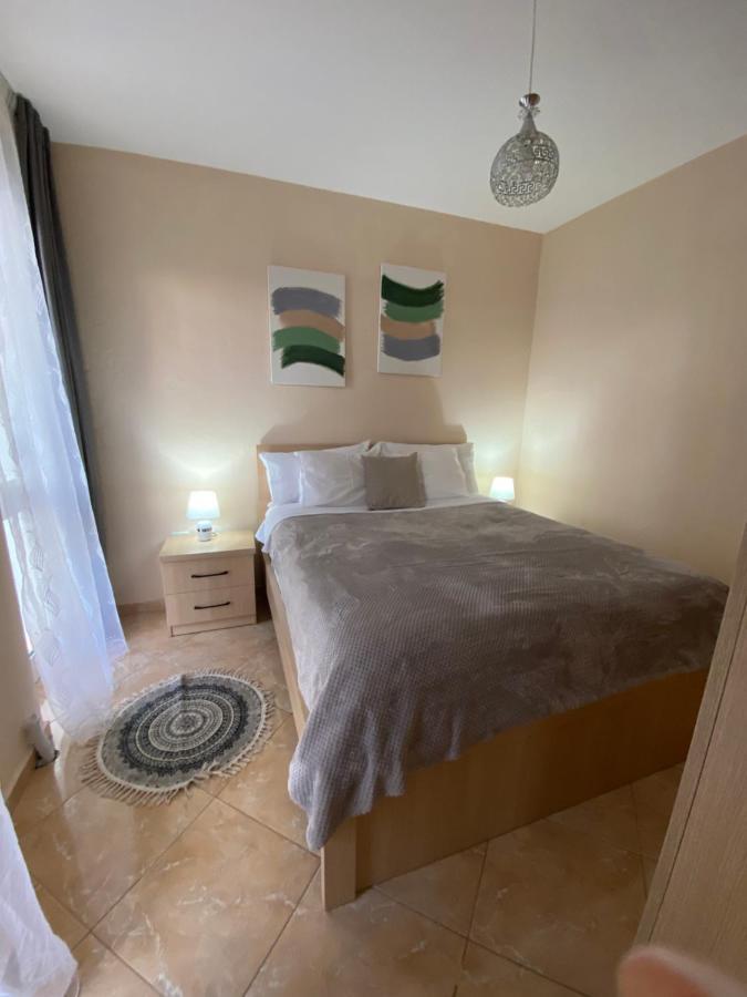 Chlo Apartment 2 تيرانا المظهر الخارجي الصورة